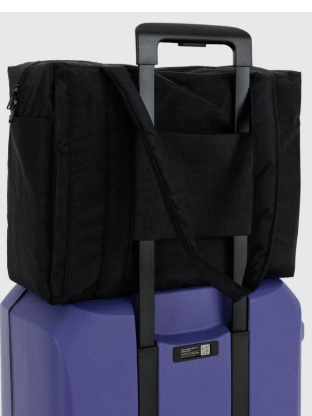 NWT BAGGU Black Small Cloud Carry-On with Detachable Interior Zip Pouch - Picture 5 of 15
